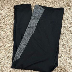 Black and grey leggings